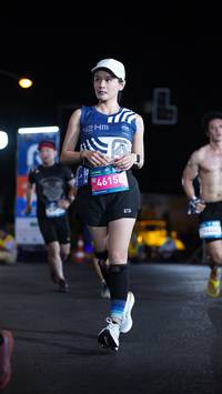 BIB: 46156
                            <button type="button" onclick="openModal(23087924)" class="btn btn-primary btn-sm float-right btn-popup" data-toggle="modal" data-target=".modal-high-quality">
                        <i class="fas fa-shopping-cart"></i> Add to Cart
                    </button>
                                            <button type="button" onclick="isThisMe(23087924, true)" class="btn btn-success btn-sm float-right btn-popup btn-isme hidden" data-toggle="tooltip" data-placement="bottom" title="นี่คือรูปของคุณใช่ไหม คลิกที่นี่เพื่อเอาเข้าอัลบั้ม">
                        <i class="fas fa-plus"></i> Add to album
                    </button>
                    <button type="button" onclick="isThisMe(23087924, false)" class="btn btn-warning btn-sm float-right btn-popup btn-isnotme hidden">
                        <i class="fas fa-ban"></i> Remove from album
                    </button>